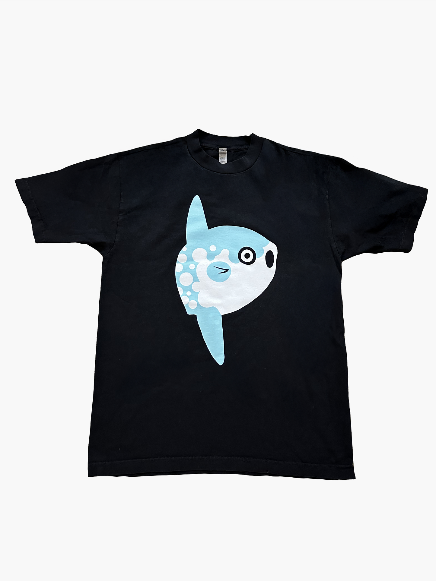 Mola mola shirt