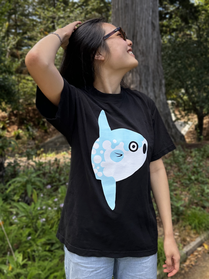 Mola mola shirt