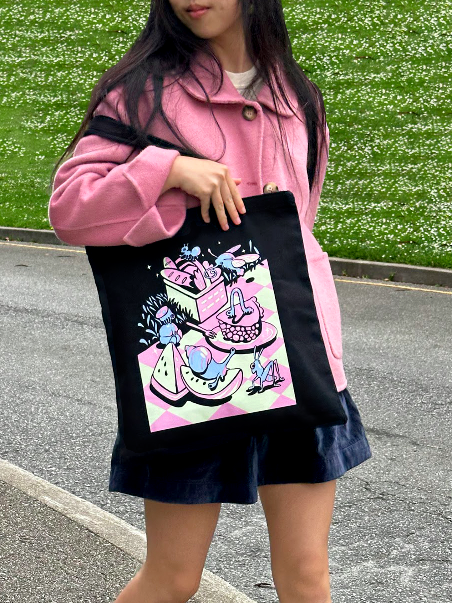 Midnight picnic tote